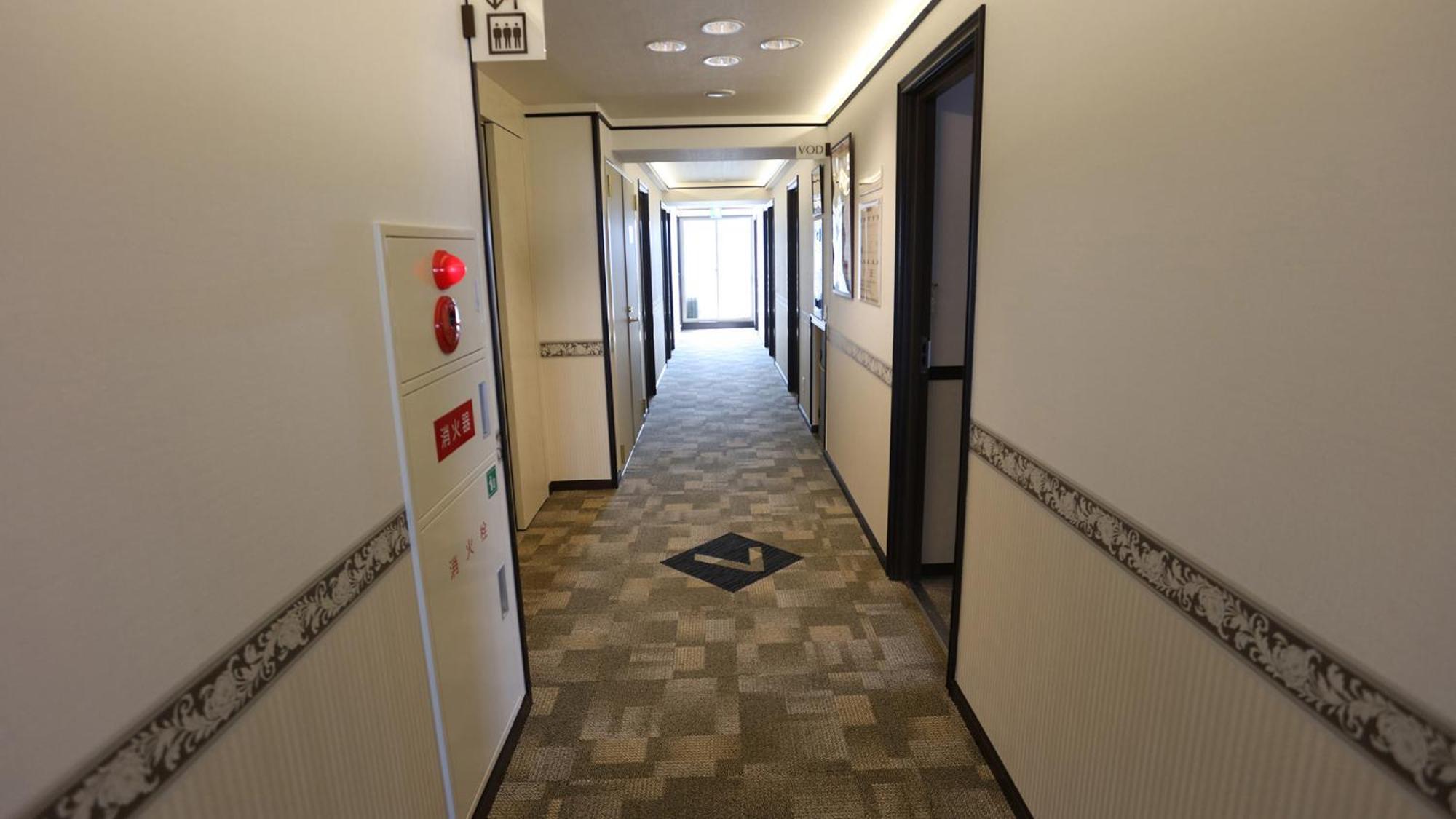 Toyoko Inn Fukuyama-Eki Shinkansen Minami-Guchi Екстер'єр фото